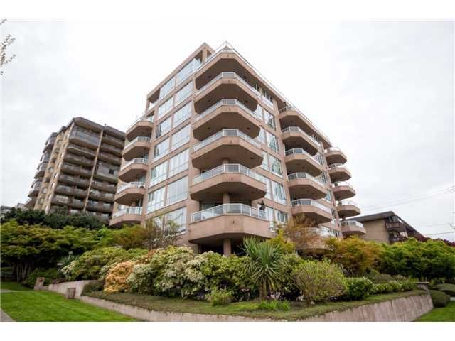 Main Photo: # 301 408 LONSDALE AV in North Vancouver: Lower Lonsdale Condo for sale in "The Monaco" : MLS®# V1003928