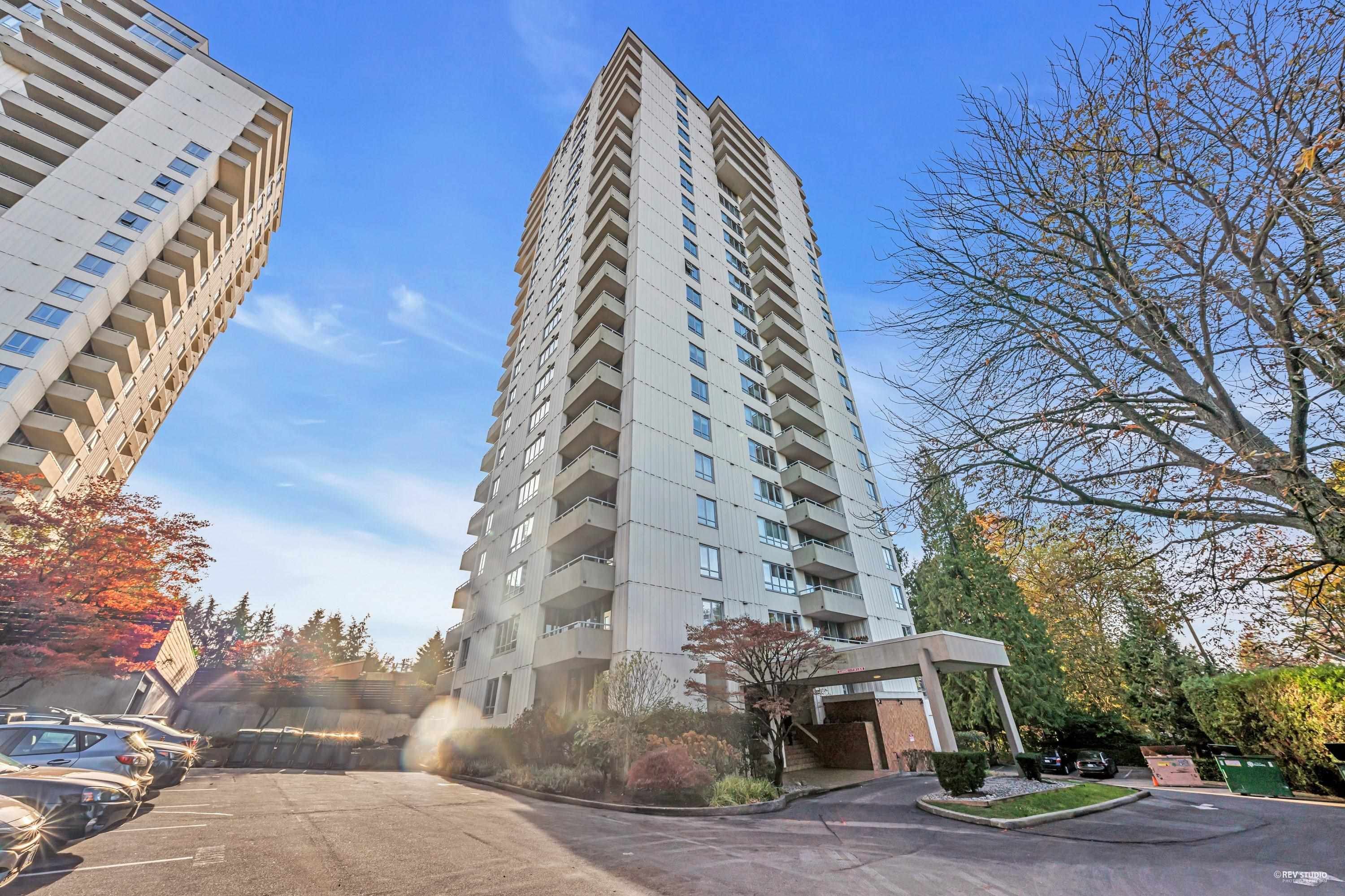 Main Photo: 402 4160 SARDIS Street in Burnaby: Central Park BS Condo for sale in "CENTRAL PARK PLACE" (Burnaby South)  : MLS®# R2777549