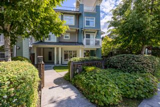 Photo 3: 25 7428 SOUTHWYNDE Avenue in Burnaby: South Slope Townhouse for sale (Burnaby South)  : MLS®# R2699505