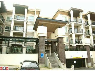 Photo 1: 125 9655 KING GEORGE Boulevard in Surrey: Whalley Condo for sale in "GRUV" (North Surrey)  : MLS®# R2176425