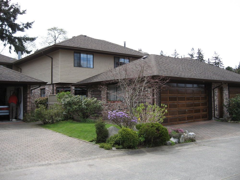 Main Photo: 27 1725 Southmere Cr in Surrey: Home for sale : MLS®# F2727754