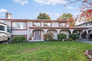 Photo 2: 6913 CASABELLO Drive in Chilliwack: Sardis East Vedder House for sale in "Sardis Park" (Sardis)  : MLS®# R2847117