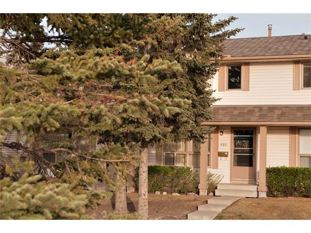 Main Photo: 151 WOODMONT Terrace SW in Calgary: Woodbine House for sale : MLS®# C4061057
