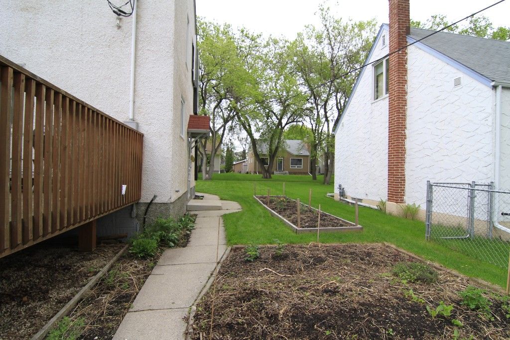 Photo 46: Photos: 31 Rosewood Place in Winnipeg: Norwood Flats Single Family Detached for sale (South Winnipeg)  : MLS®# 1308540