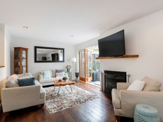 Photo 2: 1367 W Walnut Street in Vancouver: Kitsilano Townhouse for sale (Vancouver West)  : MLS®# 2507125