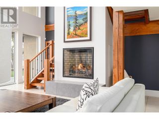 Photo 2: 8671 Okanagan Landing Road in Vernon: House for sale : MLS®# 10309243