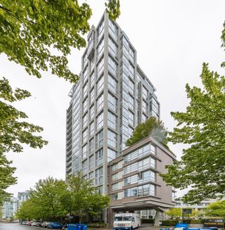 Photo 4: 1003 1228 MARINASIDE Crescent in Vancouver: Yaletown Condo for sale (Vancouver West)  : MLS®# R2740728