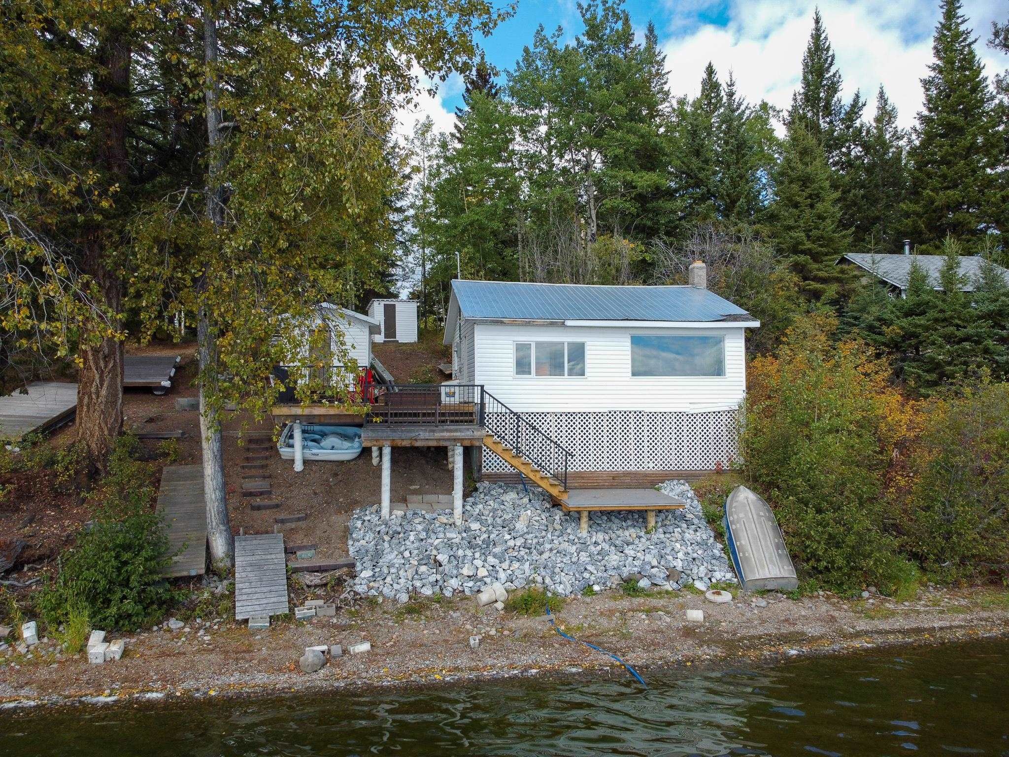 Main Photo: 4580 E MEIER Road in Prince George: Cluculz Lake House for sale in "CLUCULZ LAKE" (PG Rural West (Zone 77))  : MLS®# R2641922