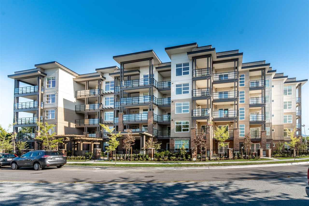 Main Photo: 307 22577 ROYAL Crescent in Maple Ridge: East Central Condo for sale in "THE CREST" : MLS®# R2528204