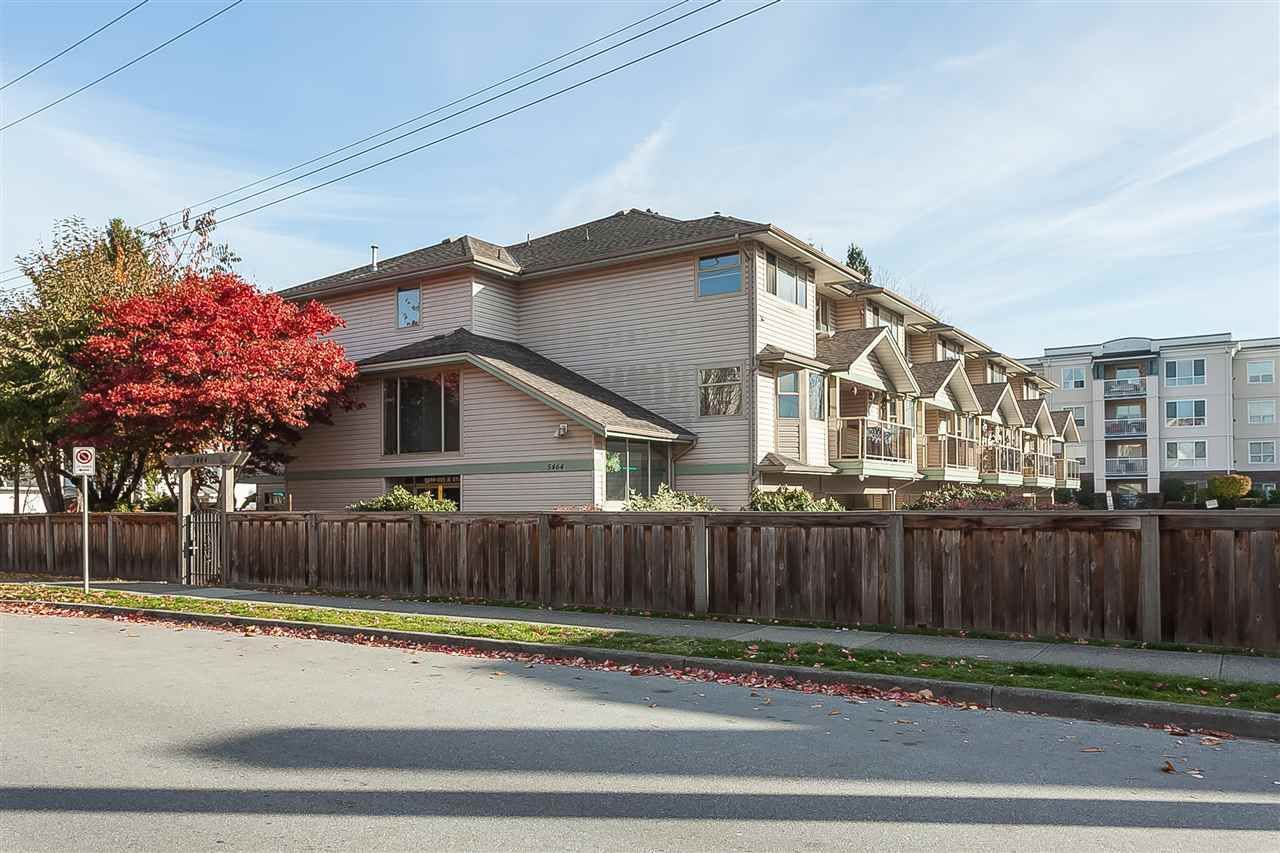 Main Photo: 204 5464 201A Street in Langley: Langley City Townhouse for sale in "MARBELSON" : MLS®# R2416964