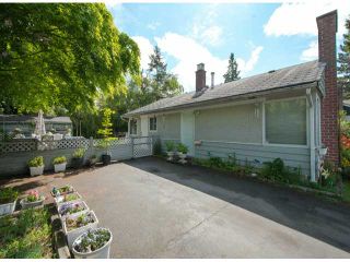 Photo 1: 10100 HELEN Drive in Surrey: Cedar Hills House for sale (North Surrey)  : MLS®# F1311668