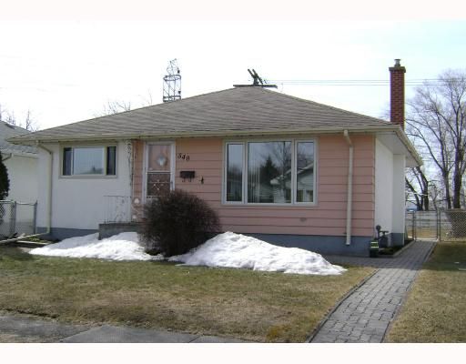 Main Photo: 540 SYDNEY Avenue in WINNIPEG: East Kildonan Residential for sale (North East Winnipeg)  : MLS®# 2805398