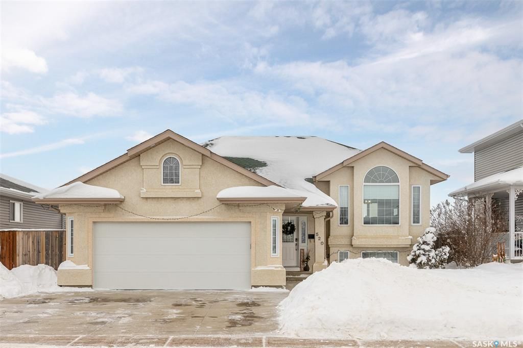 Main Photo: 520 2nd Avenue North in Warman: Residential for sale : MLS®# SK917101