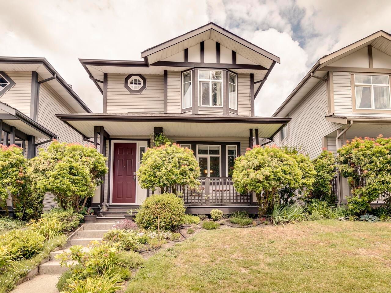 Main Photo: 110 33751 7TH Avenue in Mission: Mission BC Townhouse for sale : MLS®# R2733270