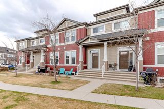 Photo 2: 1009 Evanston Square NW in Calgary: Evanston Row/Townhouse for sale : MLS®# A1213582