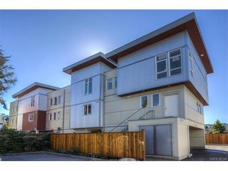 Photo 2: 121 2737 Jacklin Rd in VICTORIA: La Langford Proper Row/Townhouse for sale (Langford)  : MLS®# 748832