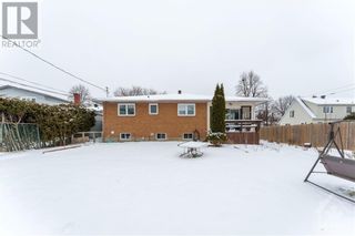 Photo 30: 2084 MAYWOOD STREET in Ottawa: House for sale : MLS®# 1385244