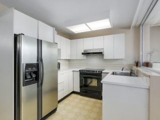 Photo 10: 302 5425 YEW Street in Vancouver: Kerrisdale Condo for sale in "The Belmont" (Vancouver West)  : MLS®# R2337022