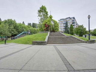 Photo 19: 701 2799 YEW Street in Vancouver: Kitsilano Condo for sale in "TAPESTRY AT ARBUTUS WALK (O'Keefe)" (Vancouver West)  : MLS®# R2178410