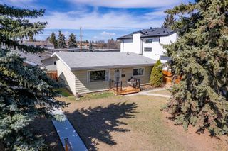 Main Photo: 1423 44 Street SW in Calgary: Rosscarrock Detached for sale : MLS®# A2122960
