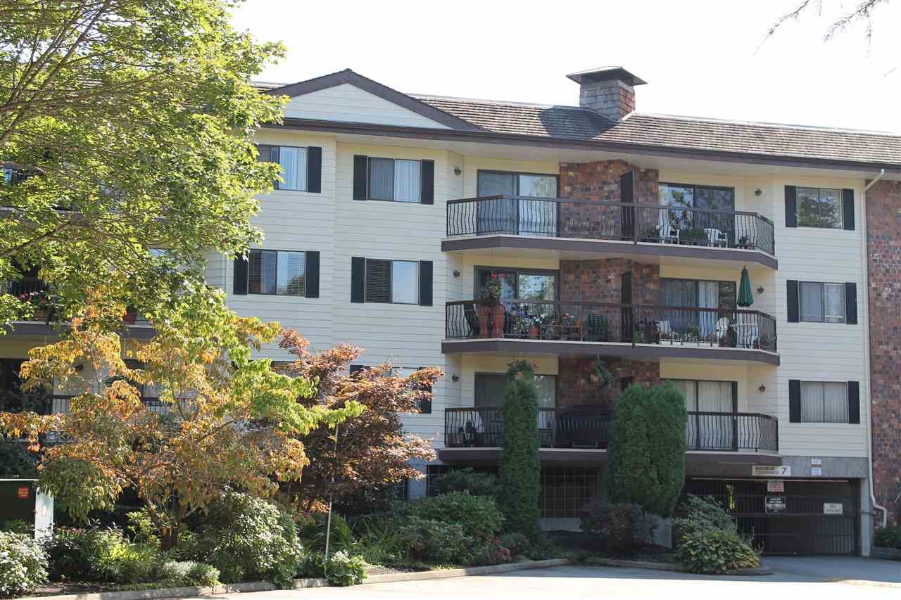 Main Photo: 105 10180 RYAN ROAD in : South Arm Condo for sale : MLS®# R2201287