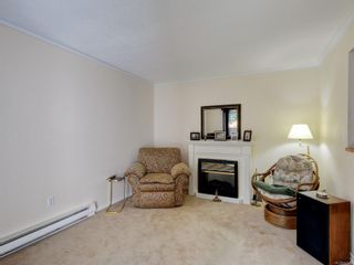 Photo 2: 59 1506 Admirals Rd in View Royal: VR Glentana Row/Townhouse for sale : MLS®# 931582