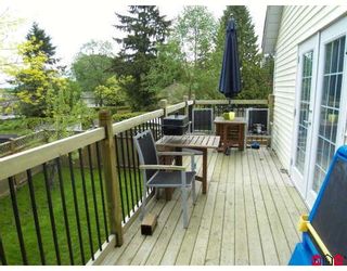 Photo 9: 13485 62ND Avenue in Surrey: Panorama Ridge House for sale : MLS®# F2910324