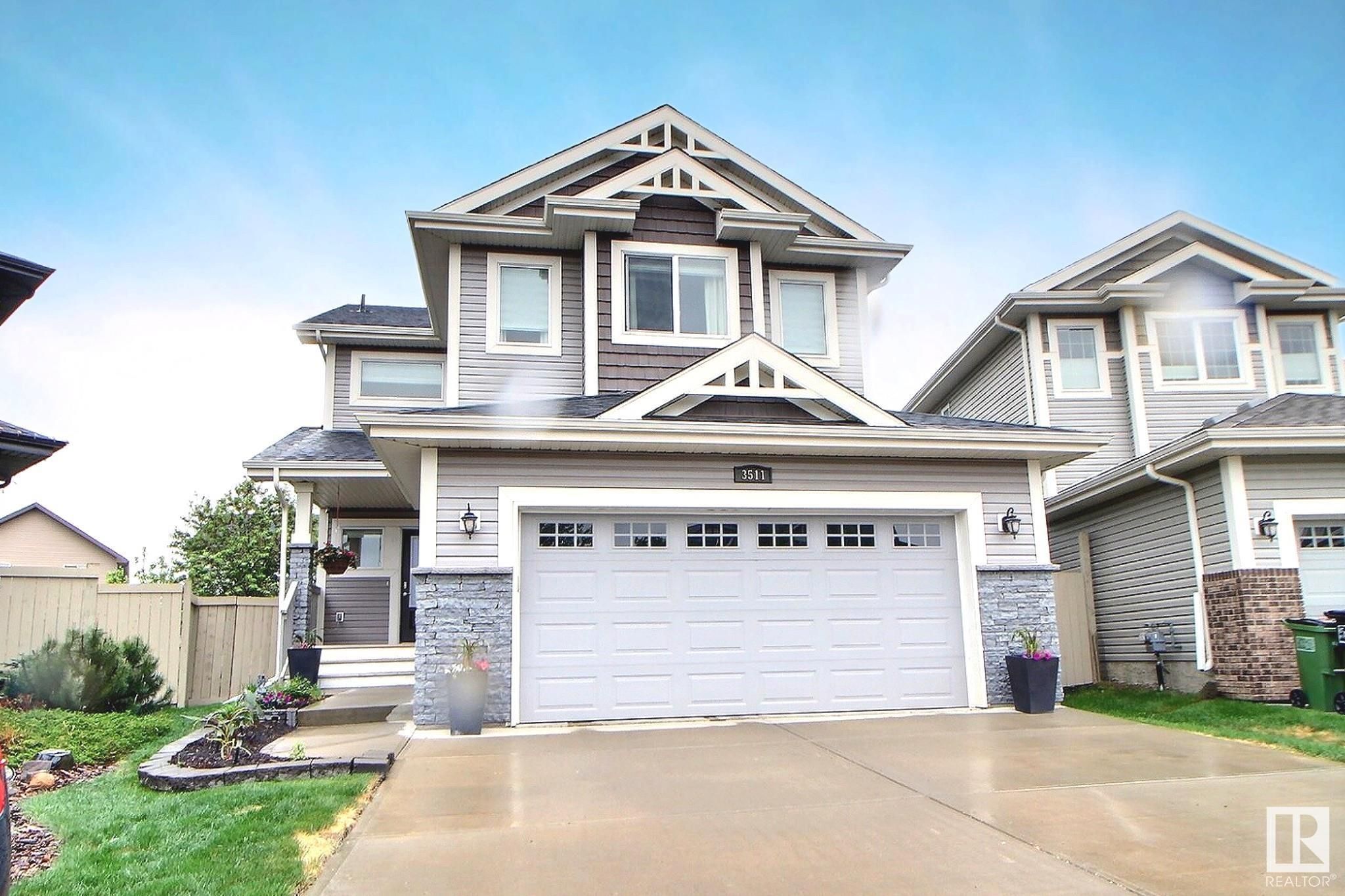 Main Photo: 3511 ABBOTT Close in Edmonton: Zone 55 House for sale : MLS®# E4298292