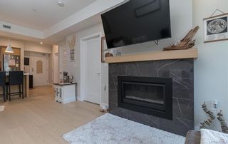 Photo 2: 305 9861 Third St in Sidney: Si Sidney North-East Condo for sale : MLS®# 963115