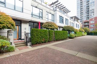 Photo 33: 1801 1 RENAISSANCE Square in New Westminster: Quay Condo for sale in "The Q built by Aragon" : MLS®# R2669664