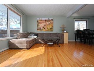 Photo 4: 104 CHAMPLAIN Drive in Regina: Whitmore Park Single Family Dwelling for sale (Regina Area 05)  : MLS®# 457290