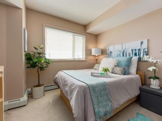 Photo 18: 204 69 SPRINGBOROUGH Court SW in Calgary: Springbank Hill Apartment for sale : MLS®# A1023183