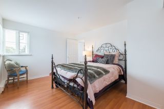 Photo 8: 402 1353 W 70TH Avenue in Vancouver: Marpole Condo for sale in "THE WESTERLUND" (Vancouver West)  : MLS®# R2198649