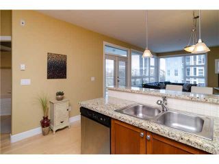 Photo 10: 313 4500 WESTWATER Drive in Richmond: Steveston South Condo for sale in "COPPER SKY WEST/STEVESTON SOUTH" : MLS®# V1065529