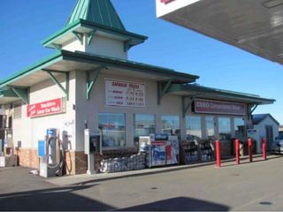 Photo 7: ESSO Gas station, car wash for sale Alberta: Business with Property for sale : MLS®# 1184931