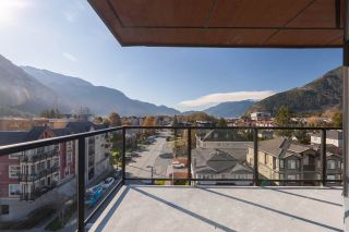 Photo 14: 602 38013 THIRD Avenue in Squamish: Downtown SQ Condo for sale in "THE LAUREN" : MLS®# R2458199