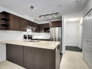 Photo 11: 312 738 E 29TH Avenue in Vancouver: Fraser VE Condo for sale (Vancouver East)  : MLS®# R2498995