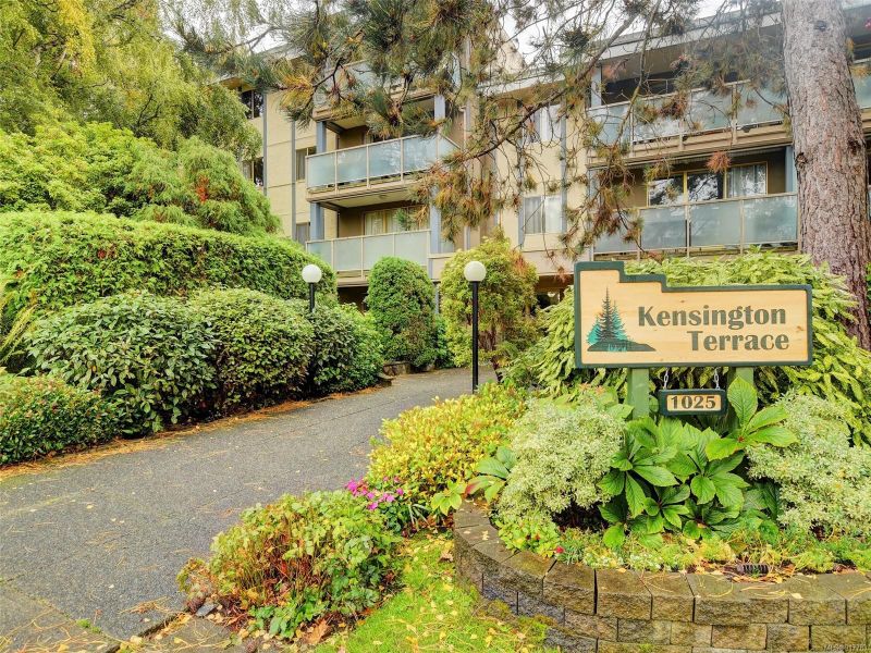 FEATURED LISTING: 327 - 1025 INVERNESS Rd Saanich