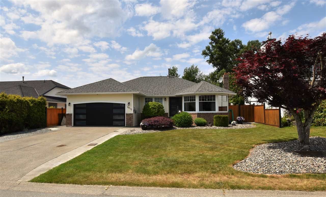 Main Photo: 6215 186 Street in Surrey: Cloverdale BC House for sale in "EAGLECREST" (Cloverdale)  : MLS®# R2277340