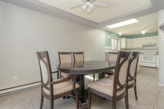 Photo 11: 993 Goldstream Ave in Langford: La Langford Proper Half Duplex for sale : MLS®# 911484