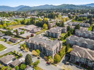Photo 33: 206 2068 SANDALWOOD Crescent in Abbotsford: Central Abbotsford Condo for sale in "The Sterling" : MLS®# R2877425