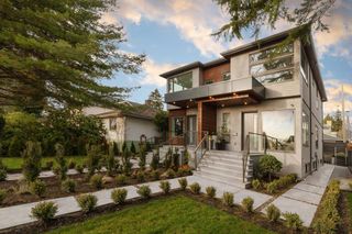 Photo 1: 3511 MAYFAIR Avenue in Vancouver: Dunbar 1/2 Duplex for sale (Vancouver West)  : MLS®# R2744822