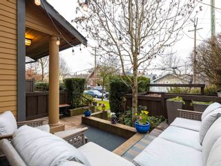 Photo 3: 1258 SALSBURY Drive in Vancouver: Grandview Woodland Townhouse for sale in "Jeffs Residence" (Vancouver East)  : MLS®# R2749191