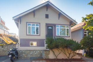 Photo 2: 483 Constance Ave in Esquimalt: Es Saxe Point House for sale : MLS®# 854957