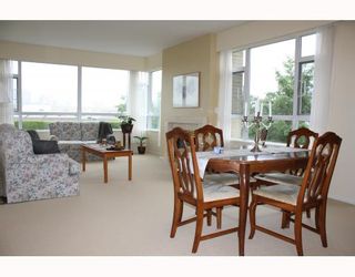 Photo 1: 500 6521 BONSOR Avenue in Burnaby: Metrotown Condo for sale in "SYMPHONY ONE" (Burnaby South)  : MLS®# V775755