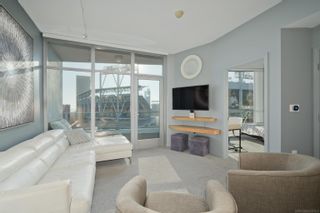 Photo 2: DOWNTOWN Condo for sale : 1 bedrooms : 253 10th Ave #824 in San Diego