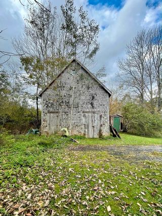 Photo 5: 1625 Northwest Road in Fauxburg: 405-Lunenburg County Residential for sale (South Shore)  : MLS®# 202323689