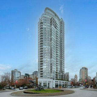 Photo 28: 2203 1201 MARINASIDE Crescent in Vancouver: Yaletown Condo for sale in "PENINSULA" (Vancouver West)  : MLS®# R2872096