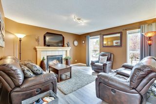Photo 5: 955 PRESTWICK Circle SE in Calgary: McKenzie Towne Detached for sale : MLS®# C4257598