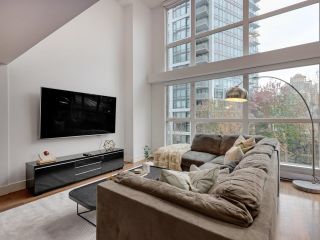 Photo 6: 405 1238 SEYMOUR Street in Vancouver: Downtown VW Condo for sale in "The Space" (Vancouver West)  : MLS®# R2821712